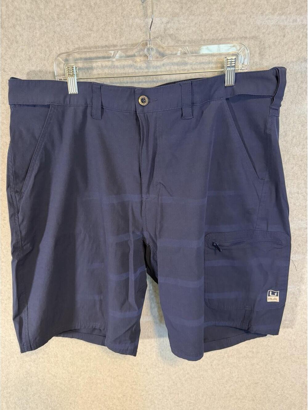 HUK Fishing Men’s Shorts XXL Navy Blue Stretch Waist